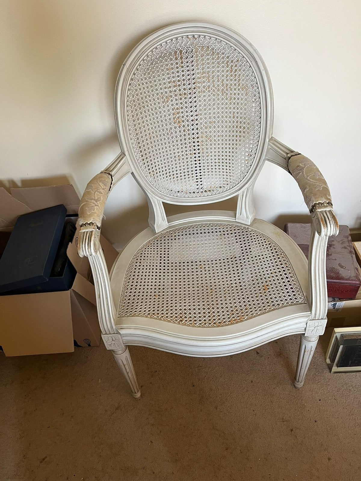 Franse Lodewijk XVI stijl fauteuil met rietwerk, Ophalen