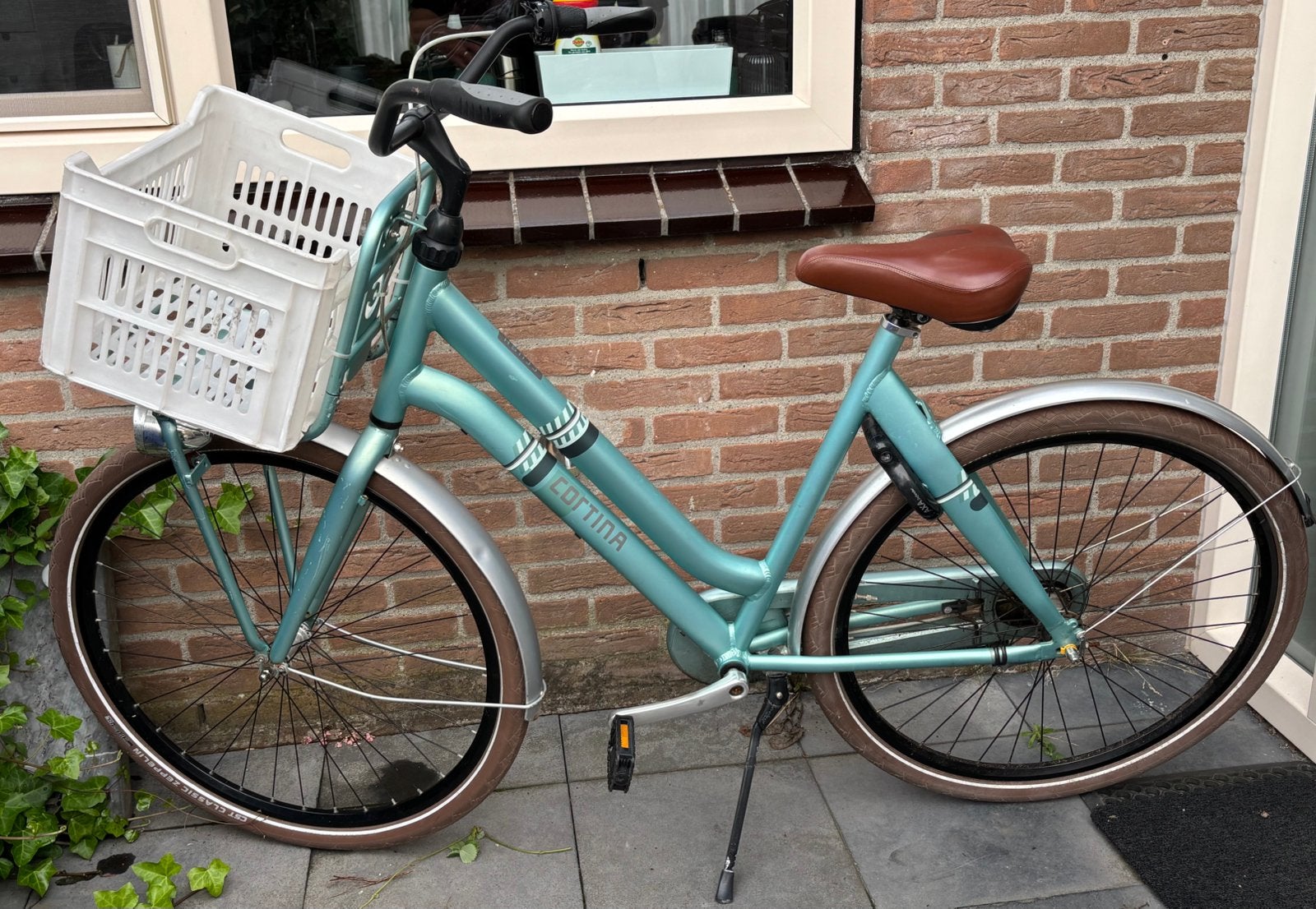 Cortina fiets met lage instap en mandje, Terugtraprem, Gebruikt, Versnellingen, 56 cm of meer