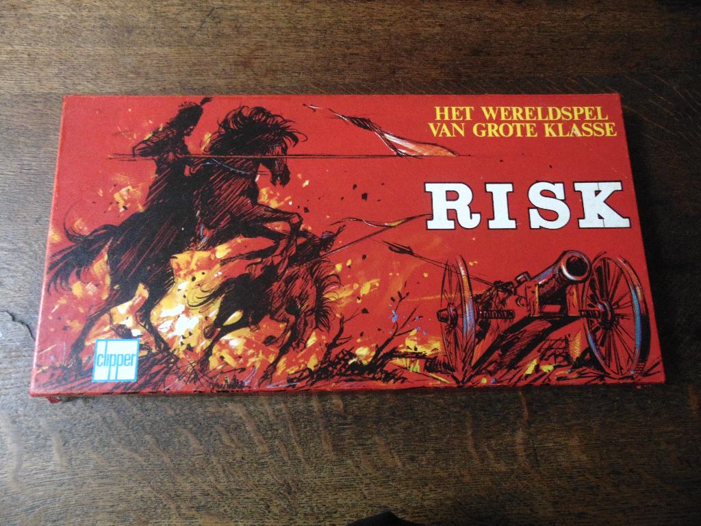 Risk in de rode doos van Clipper, Vijf spelers of meer, Ophalen of Verzenden, Gebruikt, Clipper