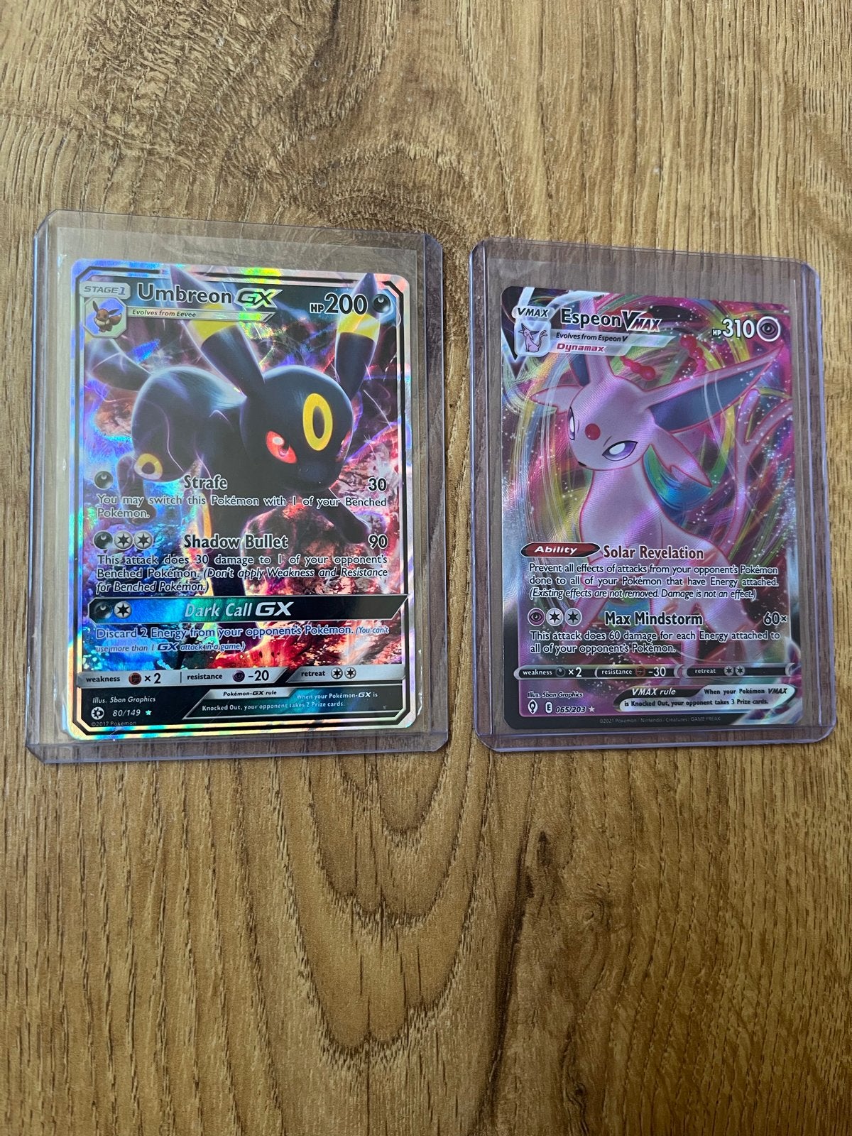 Pokemon Umbreon GX en Espeon VMAX kaarten, Ophalen of Verzenden, Zo goed als nieuw, Meerdere kaarten, Foil