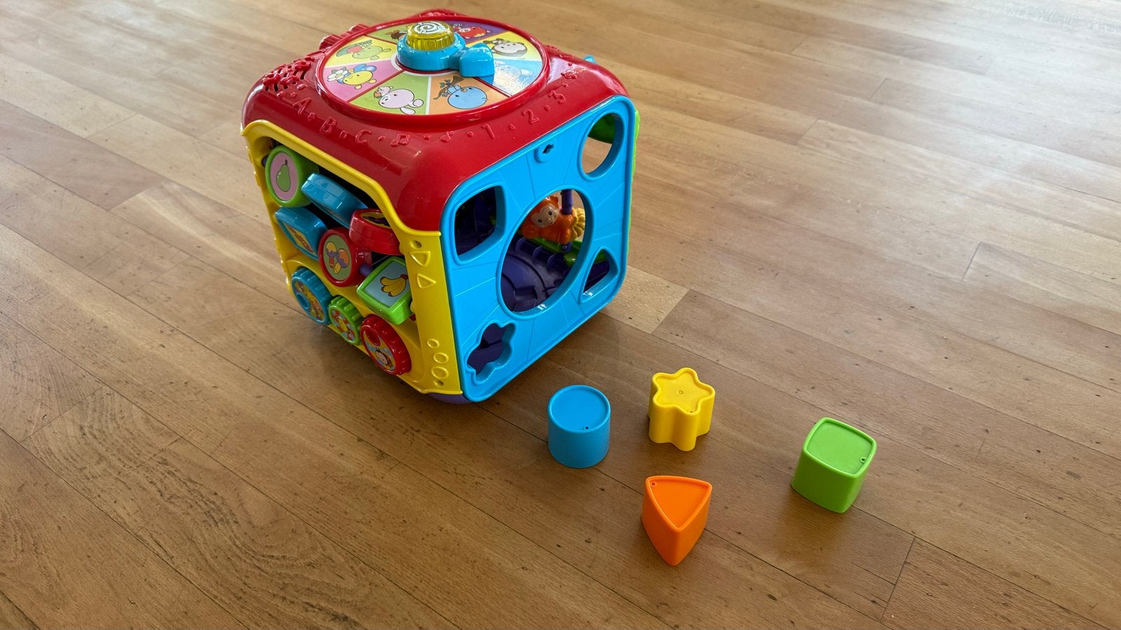 VTech Baby Speelkubus met geluid en licht, Ophalen of Verzenden, Zo goed als nieuw, Overige typen, Met licht