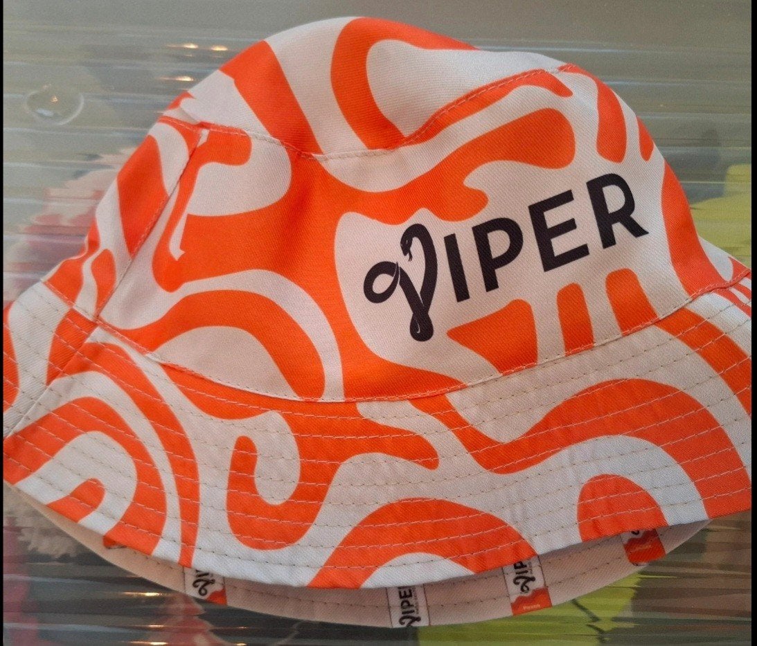 Omkeerbare Viper Bucket Hat - Oranje/Wit & Beige, Ophalen of Verzenden, Zo goed als nieuw, One size fits all, Hoed