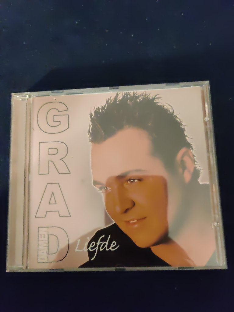 Grad Damen - Liefde, Ophalen of Verzenden, Zo goed als nieuw, Levenslied of Smartlap