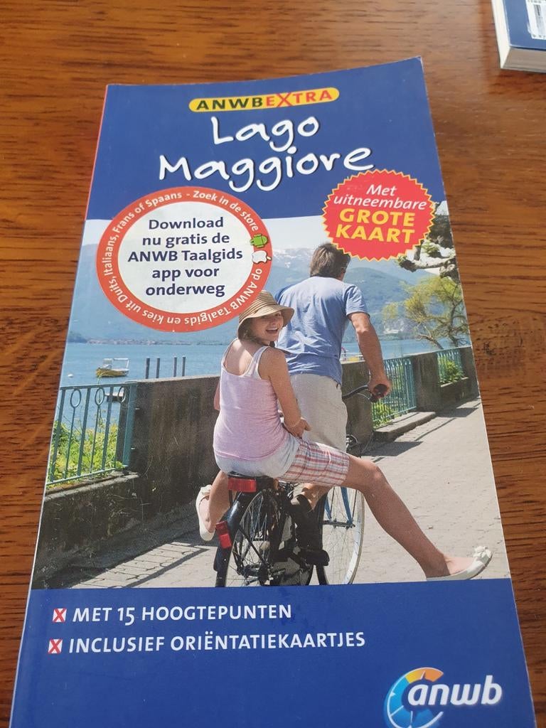 ANWB extra reisgids Lago Maggiore Italië met losse kaart!!!, Aylie Lonmon, Europa, Ophalen of Verzenden, Zo goed als nieuw