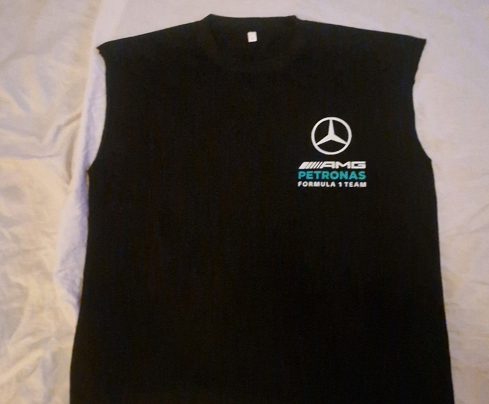Mercedes-Benz maat L  AMG Petronas Formule 1 Team T-shirt, Maat 52/54 (L), Zwart, Ophalen of Verzenden, Zo goed als nieuw