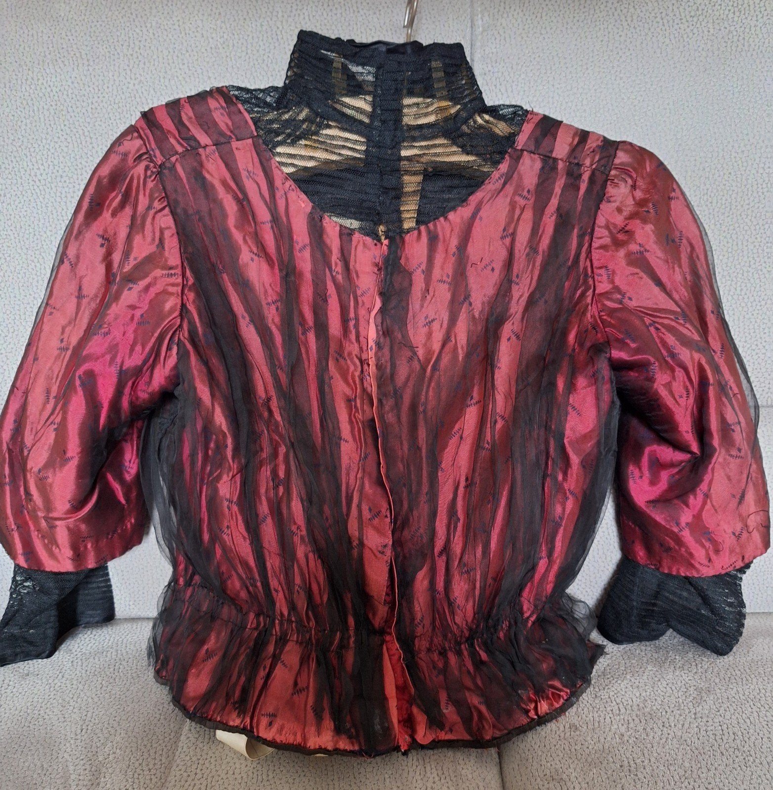 Oude bodice, Antiek en Kunst, Antiek | Kleding en Accessoires, Ophalen of Verzenden