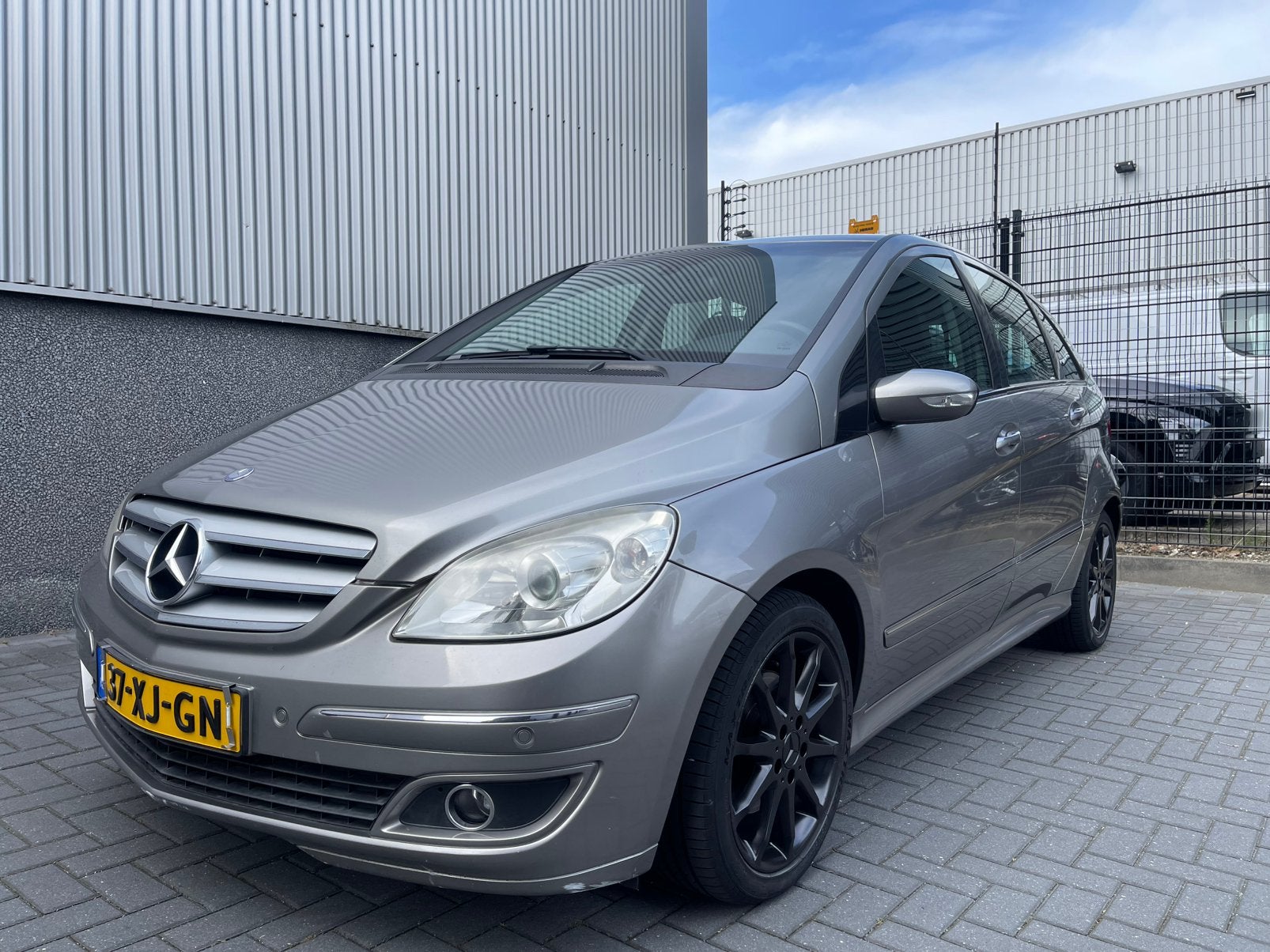 Mercedes-Benz B-Klasse2.0 B200 5DRS AUT,airco,nap,nieuwe apk, 136 pk, 4 cilinders, 1290 kg, Leder en Stof