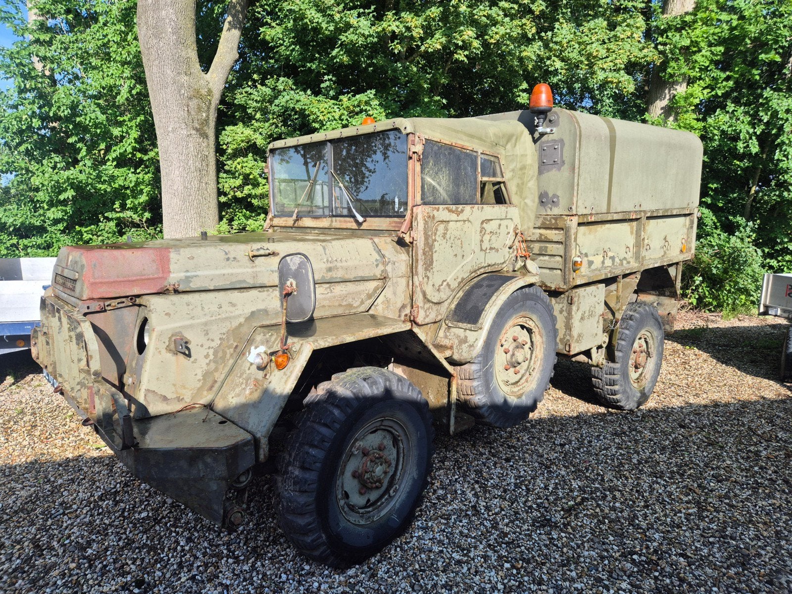 DAF YA 126 Diesel met aanhanger en extra banden, Ophalen, Gebruikt