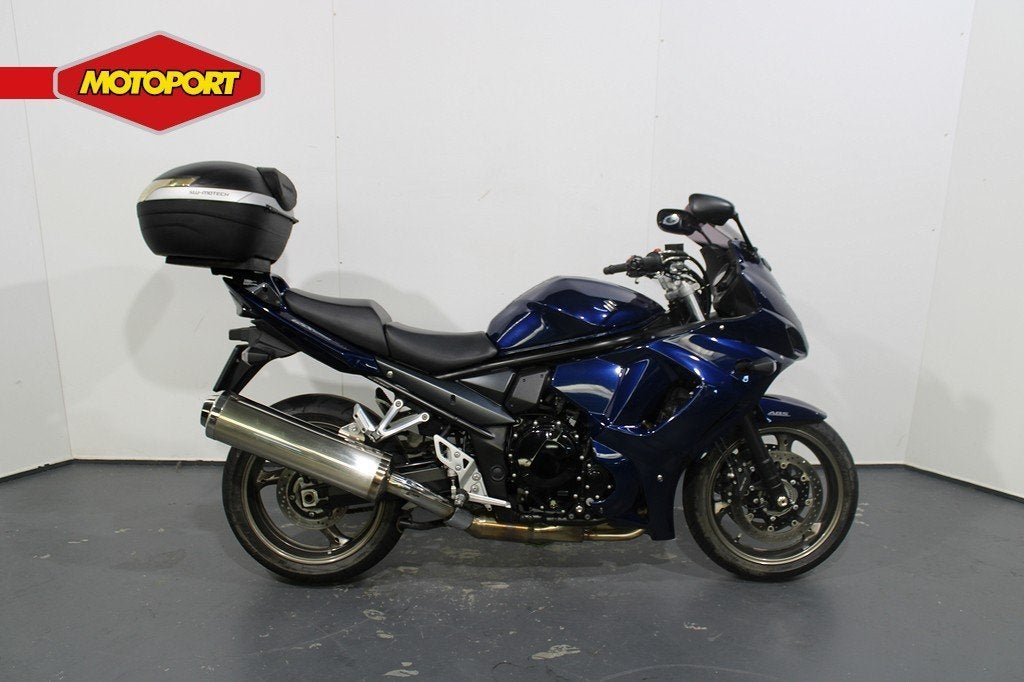 Suzuki GSX 1250 FA (bj 2011), Lange Dreef 12
4131NH  Vianen, NL, Suzuki, Bedrijf, Klantenservice@suzuki.nl