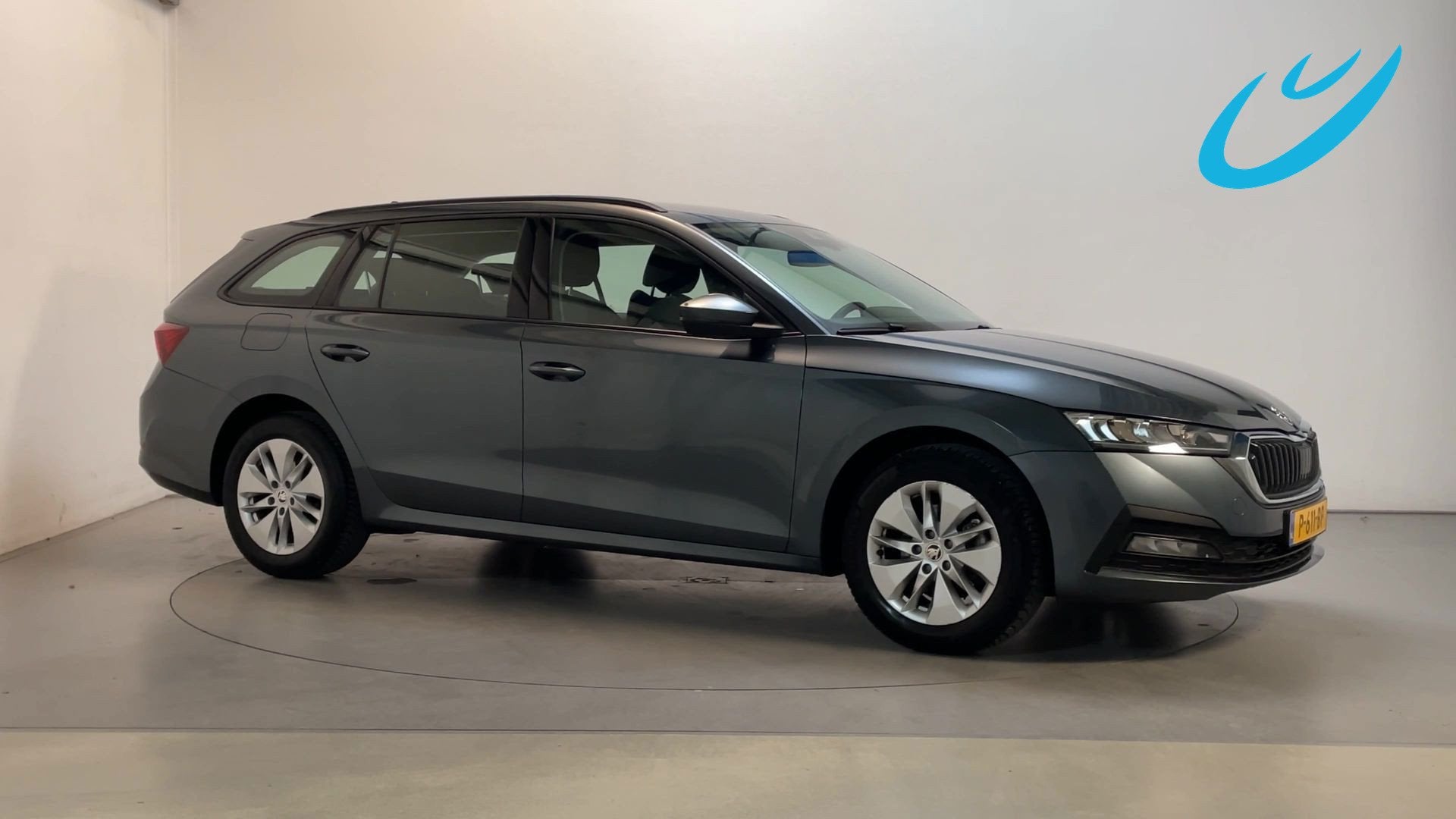 Skoda Octavia Combi 1.0 e-TSI DSG Business Edition Parkeerse, Auto's, Skoda, Stof, Gebruikt, Met garantie (alle), 23 km/l