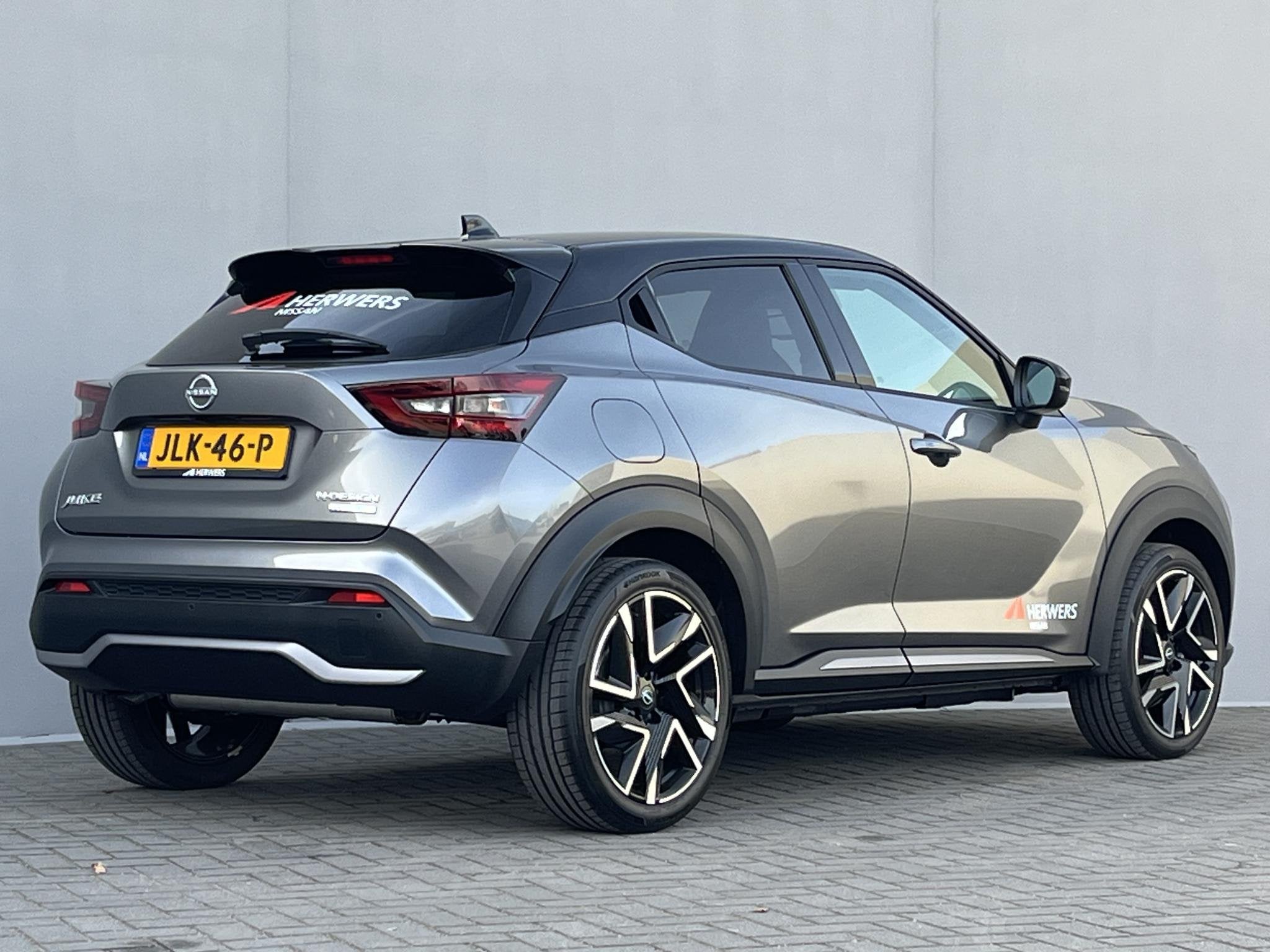 Nissan Juke 1.6 Hybrid N-Design / Cold Pack Light / Apple Ca, Auto's, Stof, Origineel Nederlands, Bedrijf, Automatische klimaatregeling