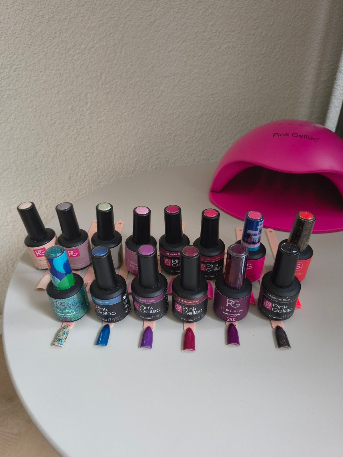 Pink Gellak lamp en Pink Gellak kleuren. Pink Gellac, UV led, Ophalen of Verzenden, Zo goed als nieuw, Overige kleuren, Handen en Nagels