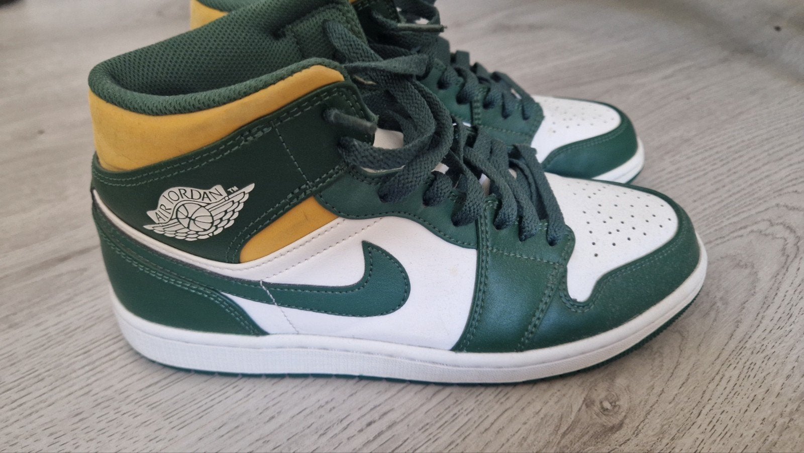 Nike Jordan sneakers maat 42 - Zo goed als nieuw, Ophalen of Verzenden