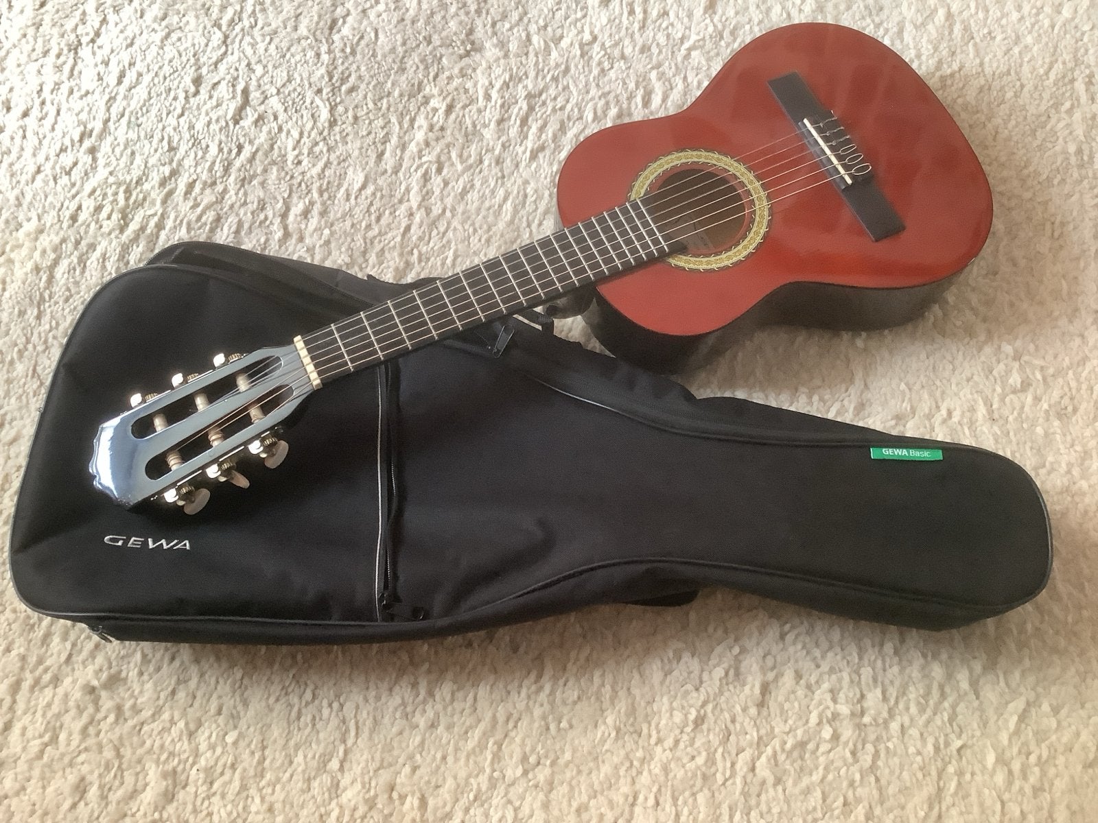 Valencia Series 200 Klassieke Gitaar - Sitka Sparren Bovenbl, Muziek en Instrumenten, Snaarinstrumenten | Gitaren | Akoestisch