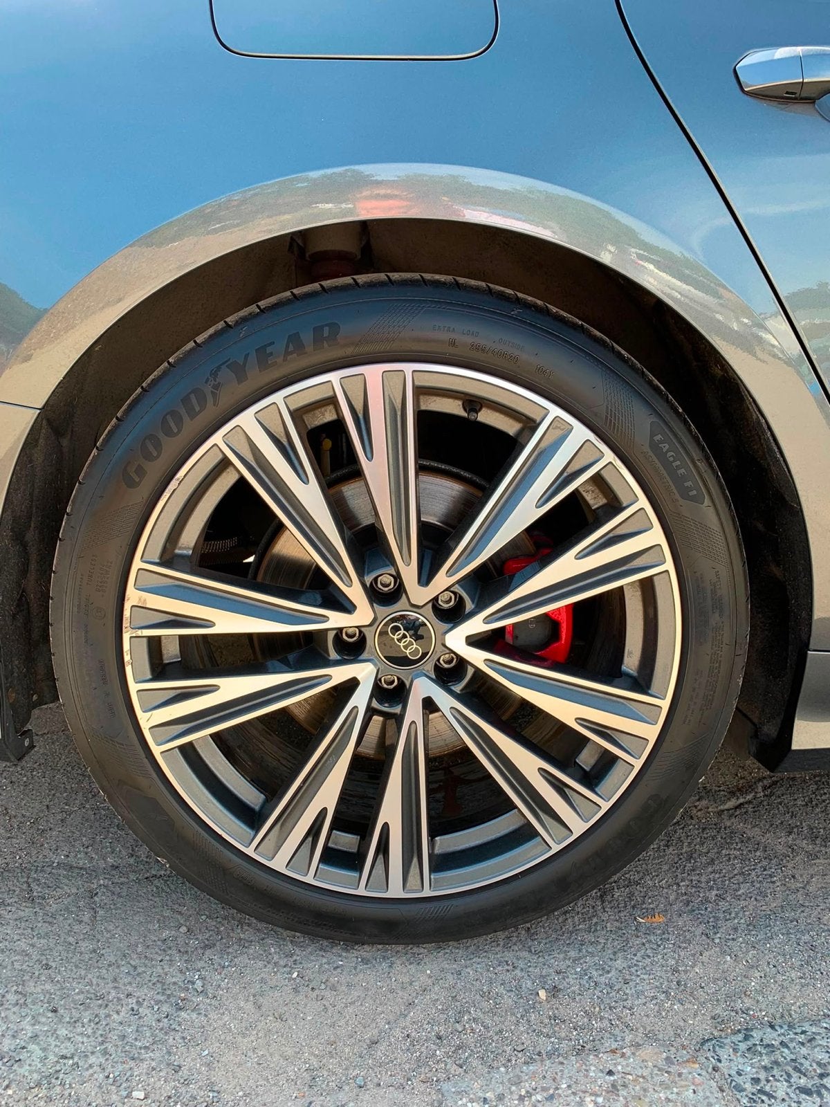 Originele Audi A6 S6 Velgen + Banden 20 inch, Auto-onderdelen, Banden en Velgen, Ophalen, Gebruikt, 255 mm, Velg(en)