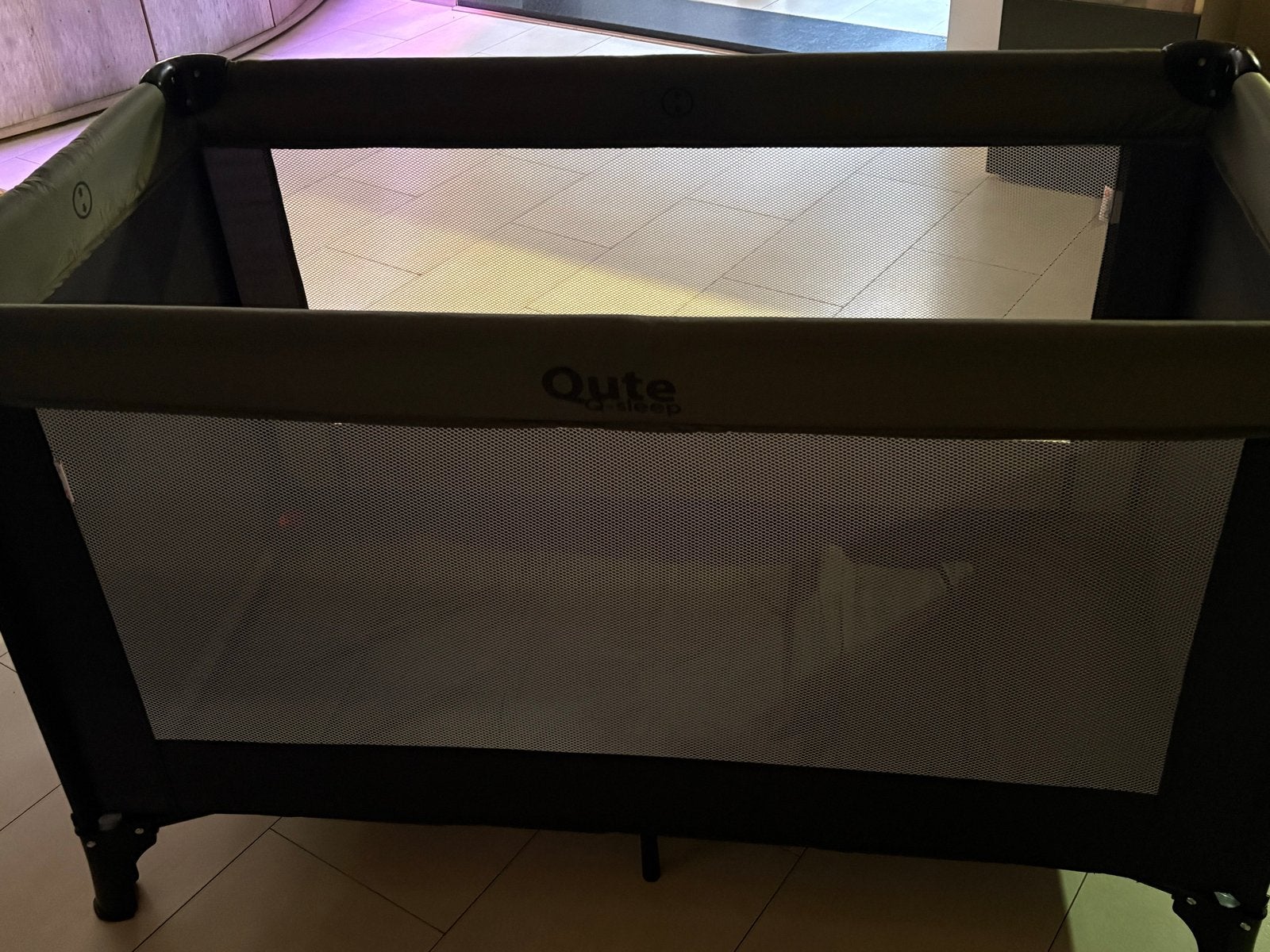 Qute Q-sleep Box - Draagbare Reisbox, Kinderen en Baby's, Ophalen, Zo goed als nieuw, Rechthoekig