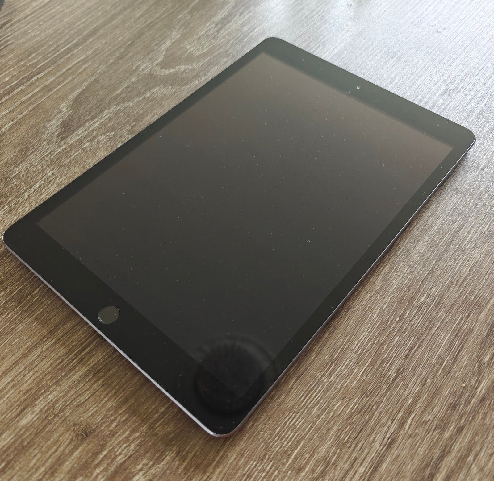 Apple iPad (8e generatie) 10.2 inch  - 2020, Computers en Software, Apple iPads, 32 GB, Apple iPad, Zo goed als nieuw, Grijs