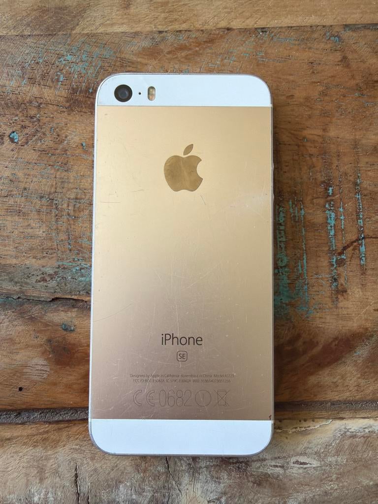 iPhone SE (2016) 16 GB Goud - Zo goed als nieuw, Telecommunicatie, Mobiele telefoons | Apple iPhone, Zo goed als nieuw, 16 GB