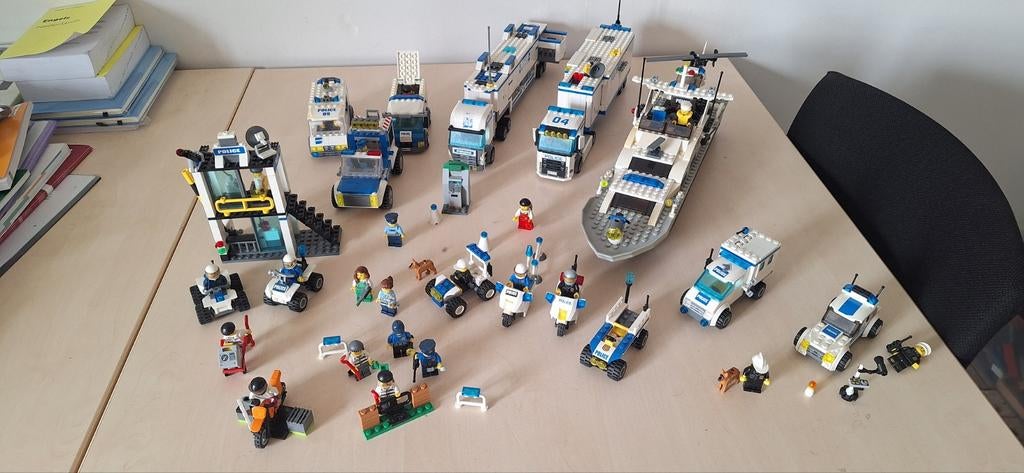 Zeer grote politie lego set, Kinderen en Baby's, Speelgoed | Duplo en Lego, Ophalen of Verzenden, Zo goed als nieuw