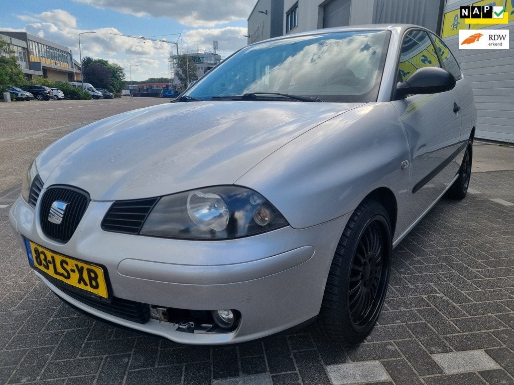 Seat Ibiza 1.4-16V Stella, Auto's, Seat, Voorwielaandrijving, Elektrische ramen, 4 cilinders, Ibiza