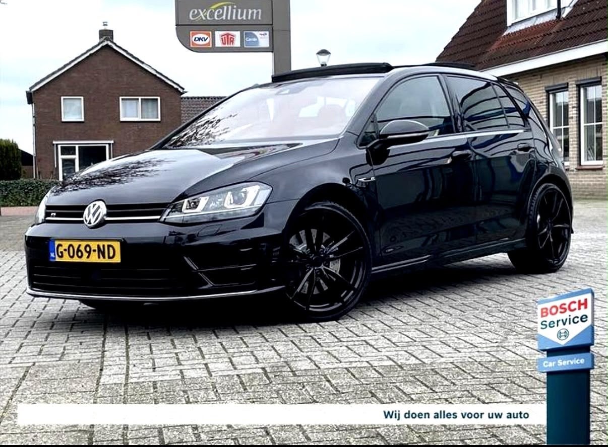 Foto 2 van Volkswagen Golf 2.0 TSI R 221KW 5D 4MOTION DSG 2014 Zwart