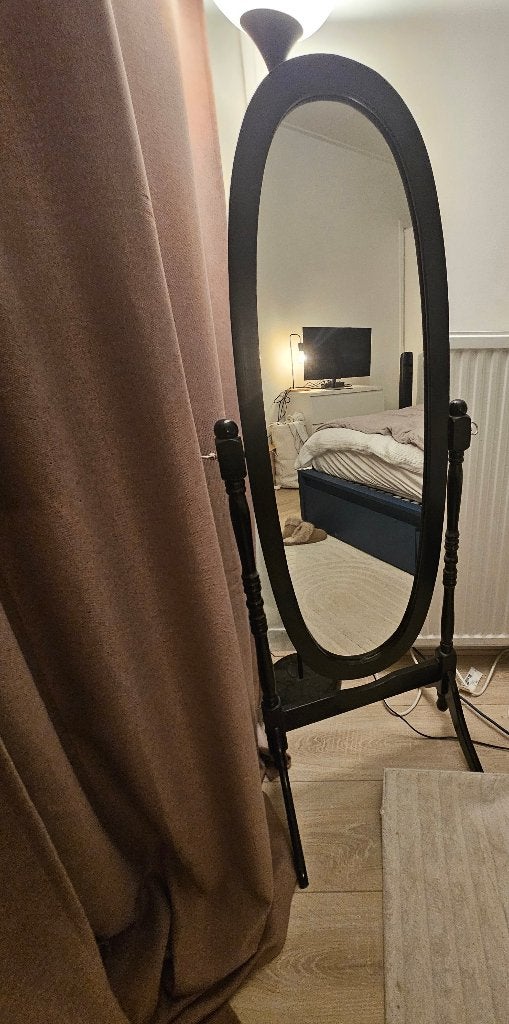 Standing mirror with wooden frame, Huis en Inrichting, Ophalen, Minder dan 50 cm, Gebruikt, Minder dan 100 cm