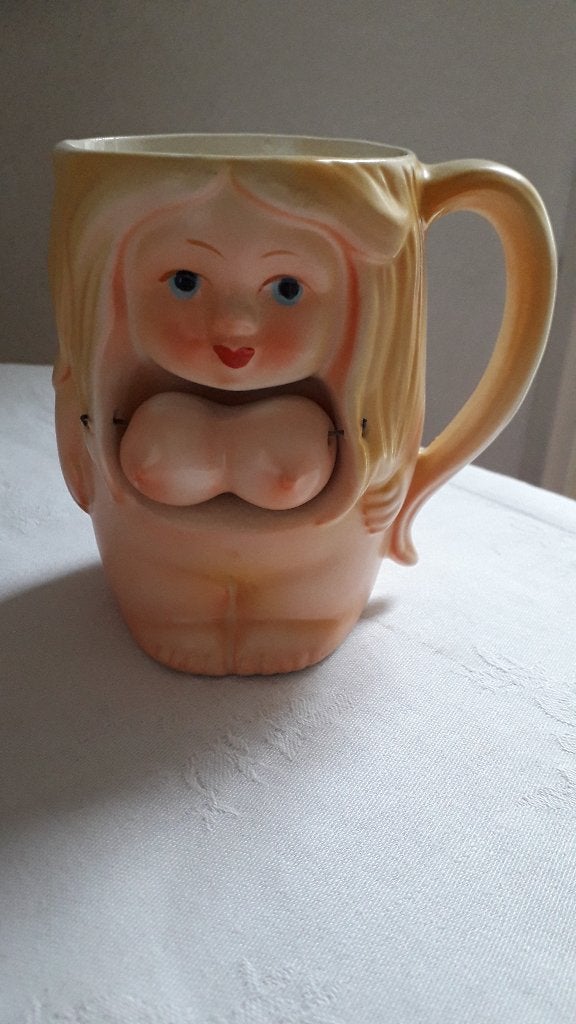 BEKER VROUW JAREN 60/70, Ophalen of Verzenden