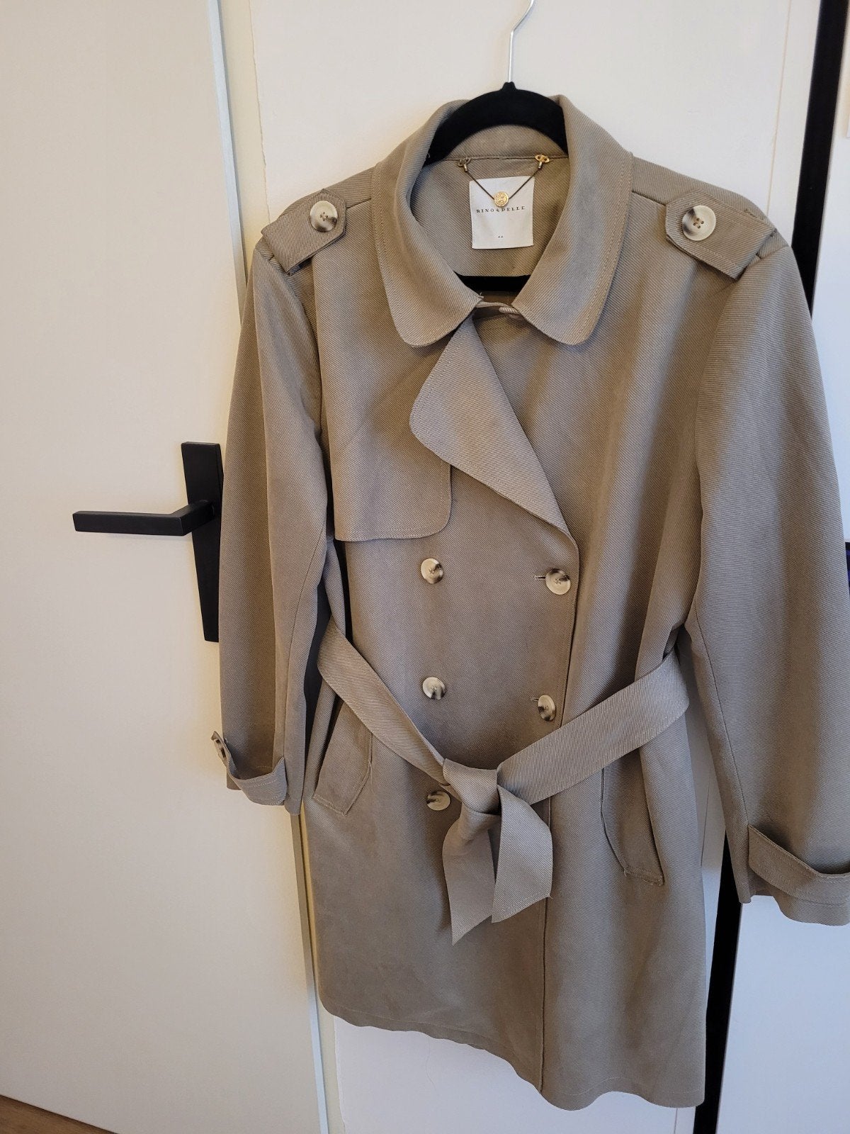 Rino & Pelle Trenchcoat Maat 44, Beige, Maat 42/44 (L), Ophalen of Verzenden, Zo goed als nieuw