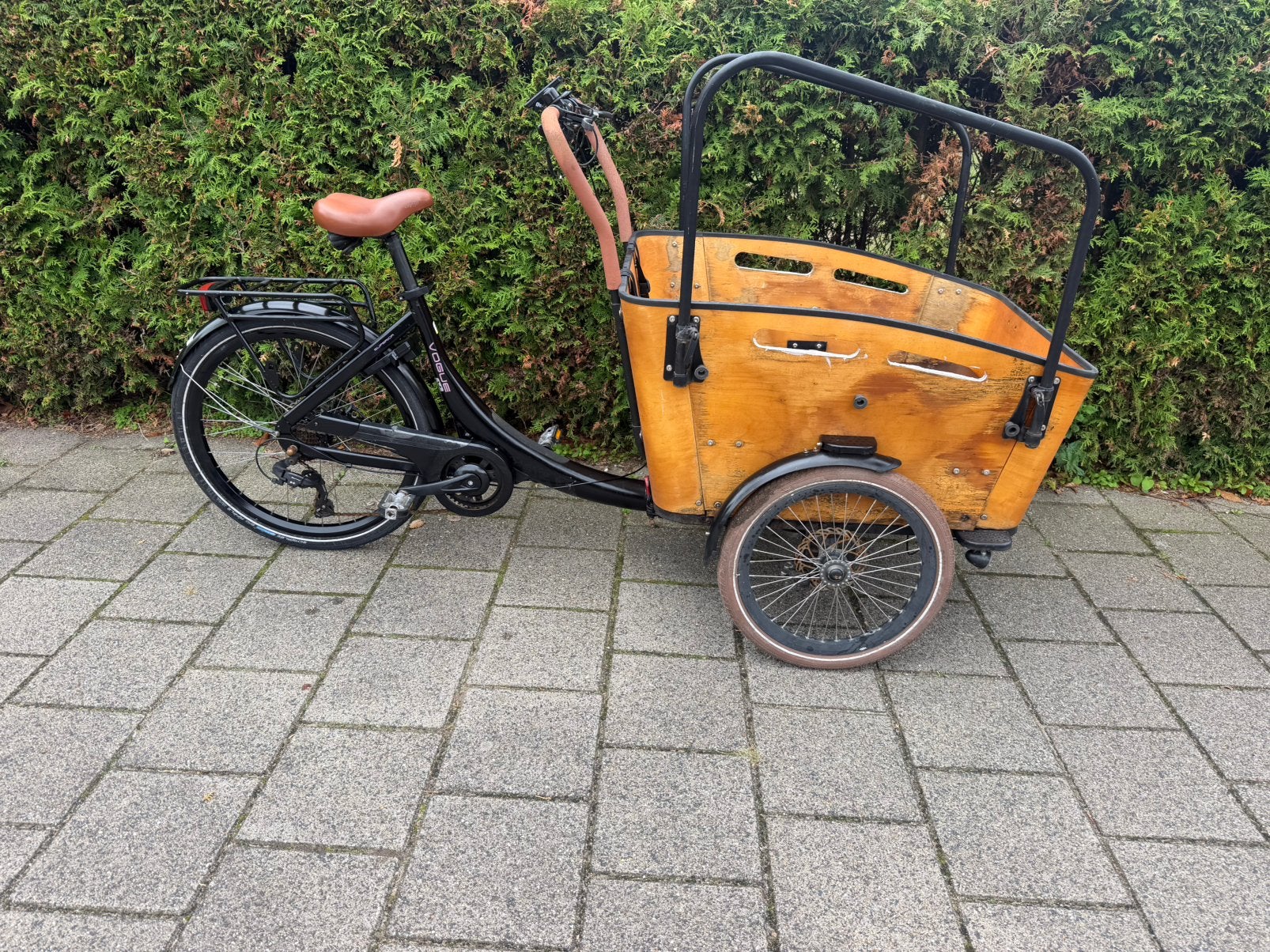Bakfiets- Vogue, Ophalen, Zo goed als nieuw, 4 kinderen of meer