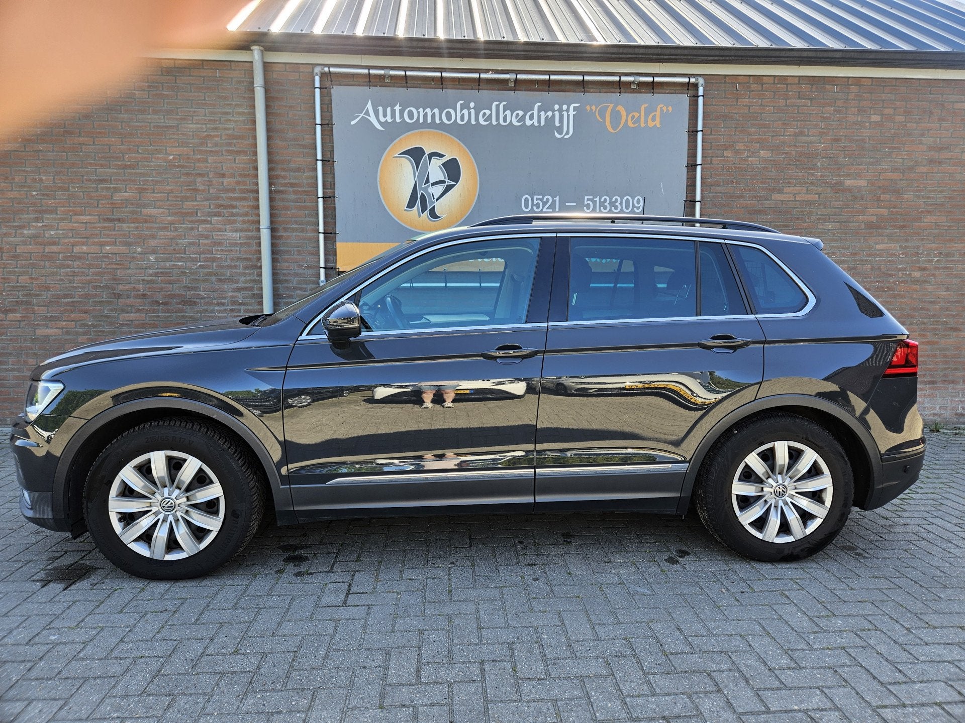 Volkswagen Tiguan 2.0 TDI Comfortline (bj 2017, automaat), Stof, Gebruikt, Euro 6, 4 cilinders