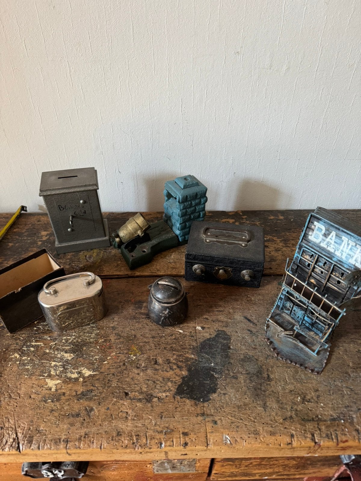 6 leuke vintage metalen spaarpotten, Ophalen of Verzenden, Gebruikt, Metaal of Blik, Overige thema's