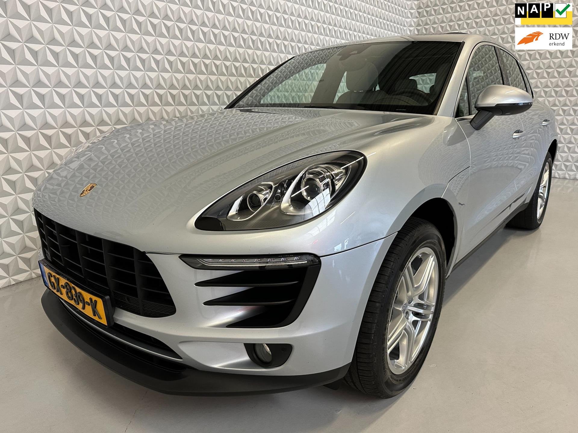 Porsche Macan 3.0 D S Panorama PDC Navi Xenon Camera, Auto's, Automaat, Gebruikt, Euro 6, 259 pk