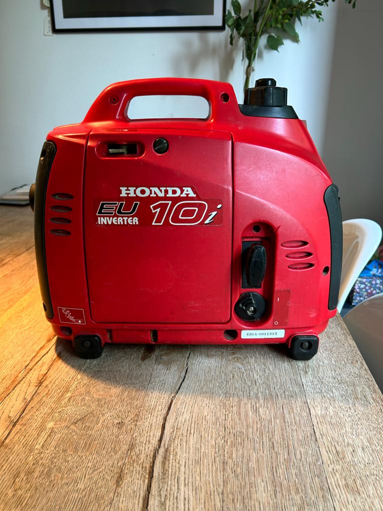 Honda EU10i Inverter Aggregaat, Doe-het-zelf en Verbouw, Aggregaten, Benzine, Ophalen of Verzenden, Zo goed als nieuw, Geluidgedempt