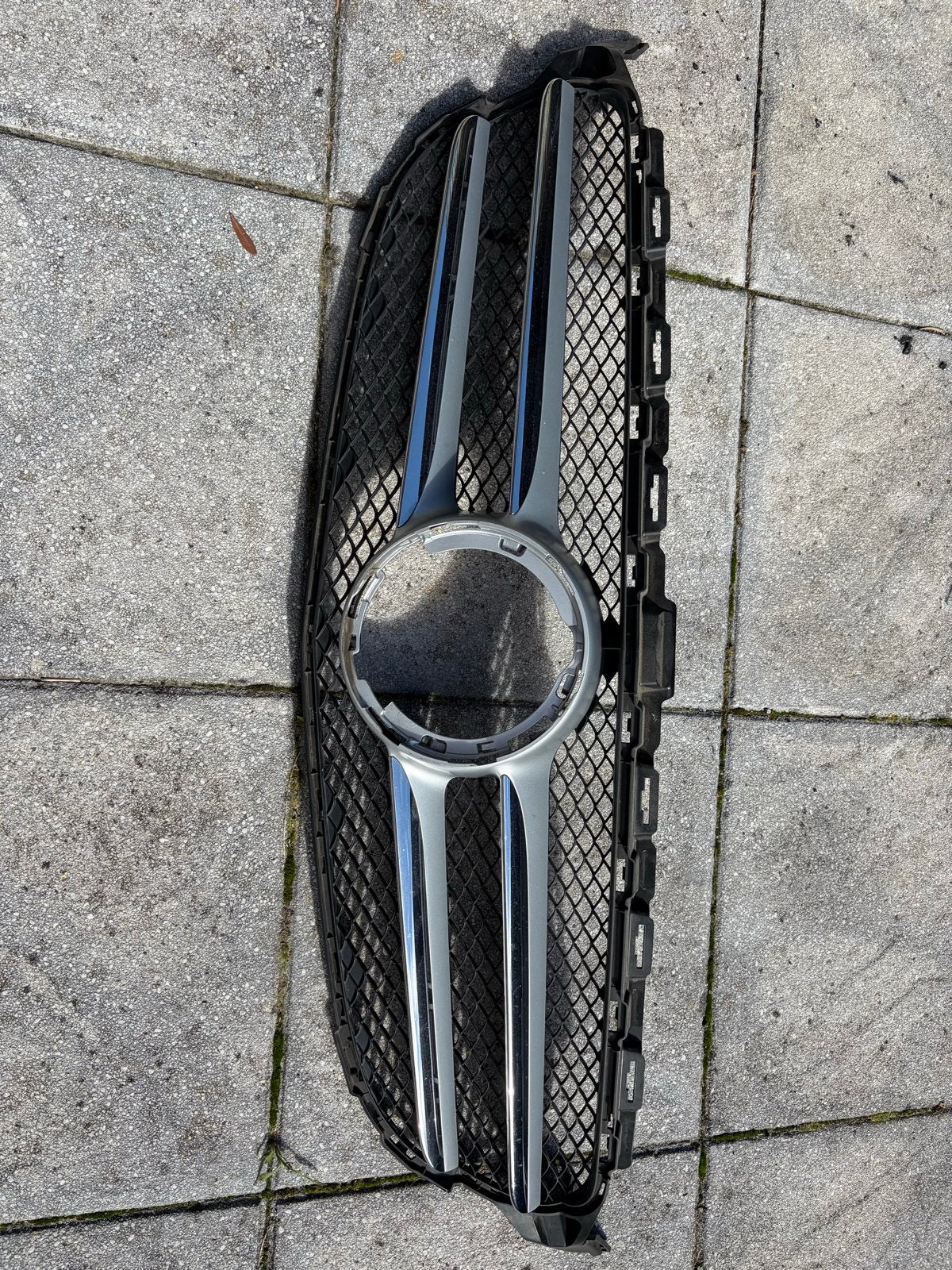 Originele Mercedes-Benz C300e Grille 2021 - Zeer Goede Staat, Ophalen, Gebruikt, Voor, Mercedes-Benz