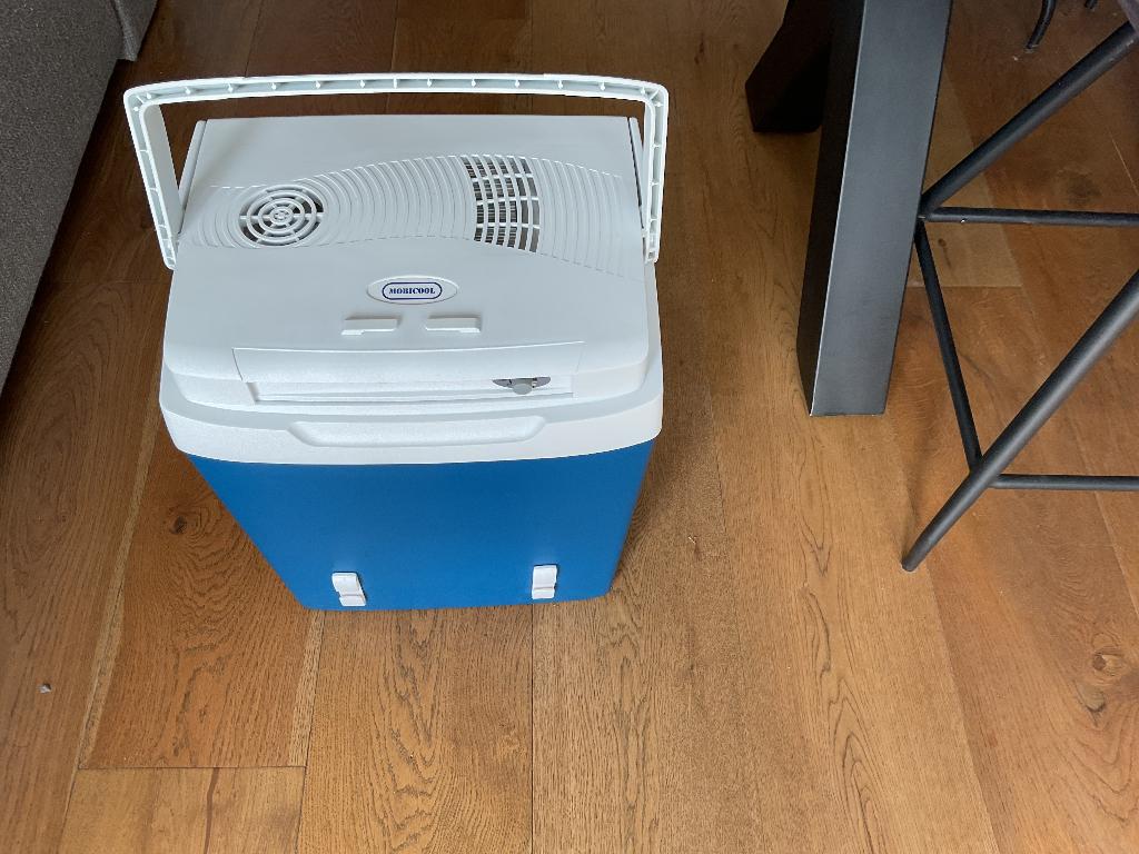 Elektrische koelbox, Ophalen, Zo goed als nieuw, Koelbox, Elektrisch