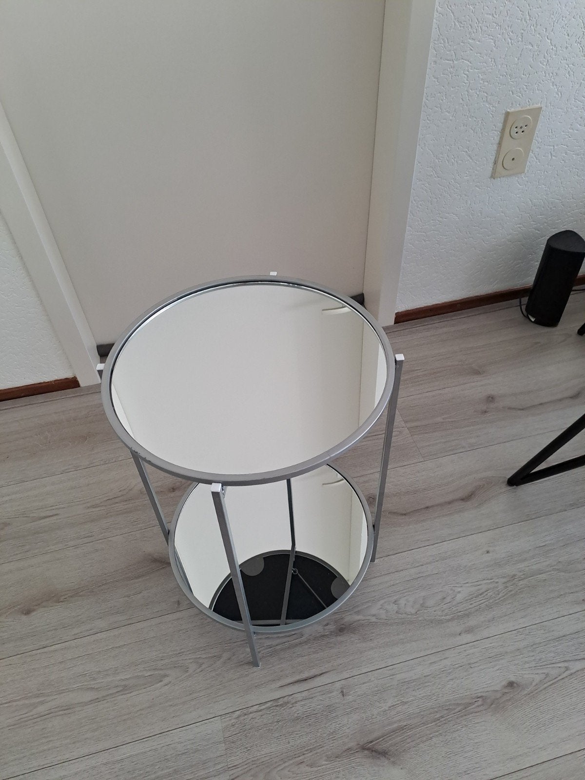 Stafeltje met glazen platen, 45 tot 60 cm, Gebruikt, Rond, Ophalen of Verzenden