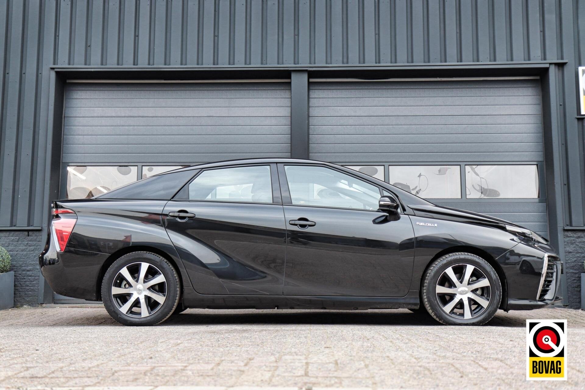 Toyota Mirai Dynamic Waterstof Automaat /LED/LEDER/CAMERA/ST, Auto's, Gebruikt, Mirai, Met garantie (alle), Waterstof