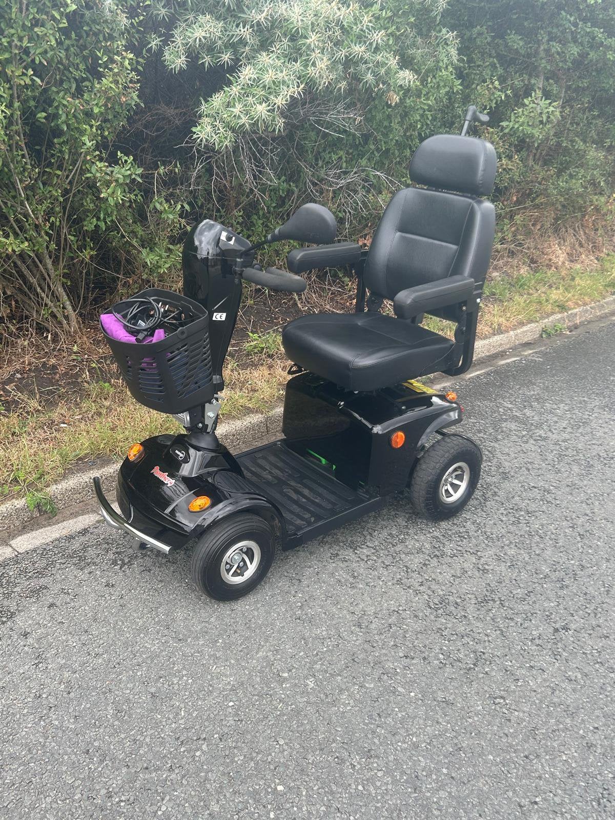 Scootmobiel, Ophalen, Zo goed als nieuw, 16 km/u of meer