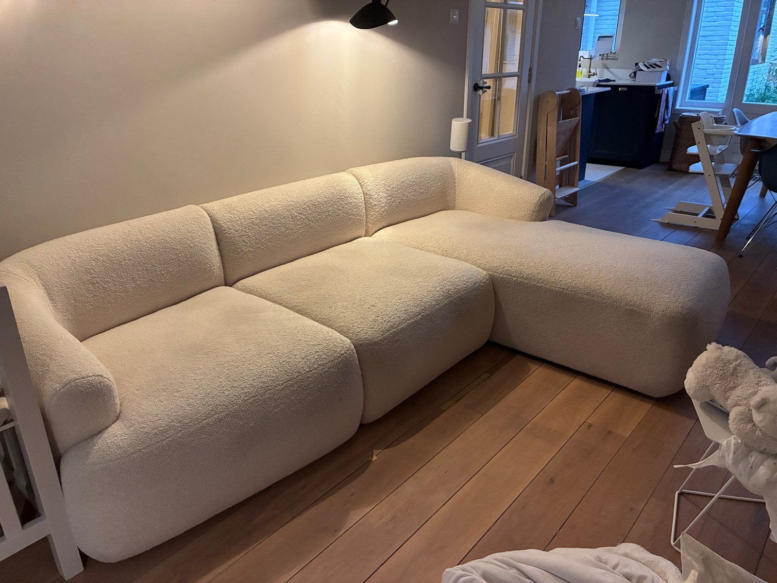 Moderne Hoekbank Bouclé Stof - westwing - Zo goed als nieuw, Ophalen, 250 tot 300 cm, Hoekbank, Zo goed als nieuw