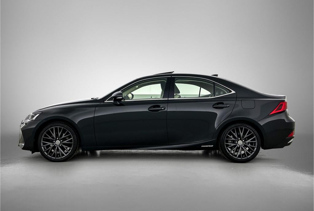 Lexus IS 300h Hybrid Luxury Line | Mark Levinson Audio |, Auto's, 12 maanden, Achterwielaandrijving, Gebruikt, Zwart