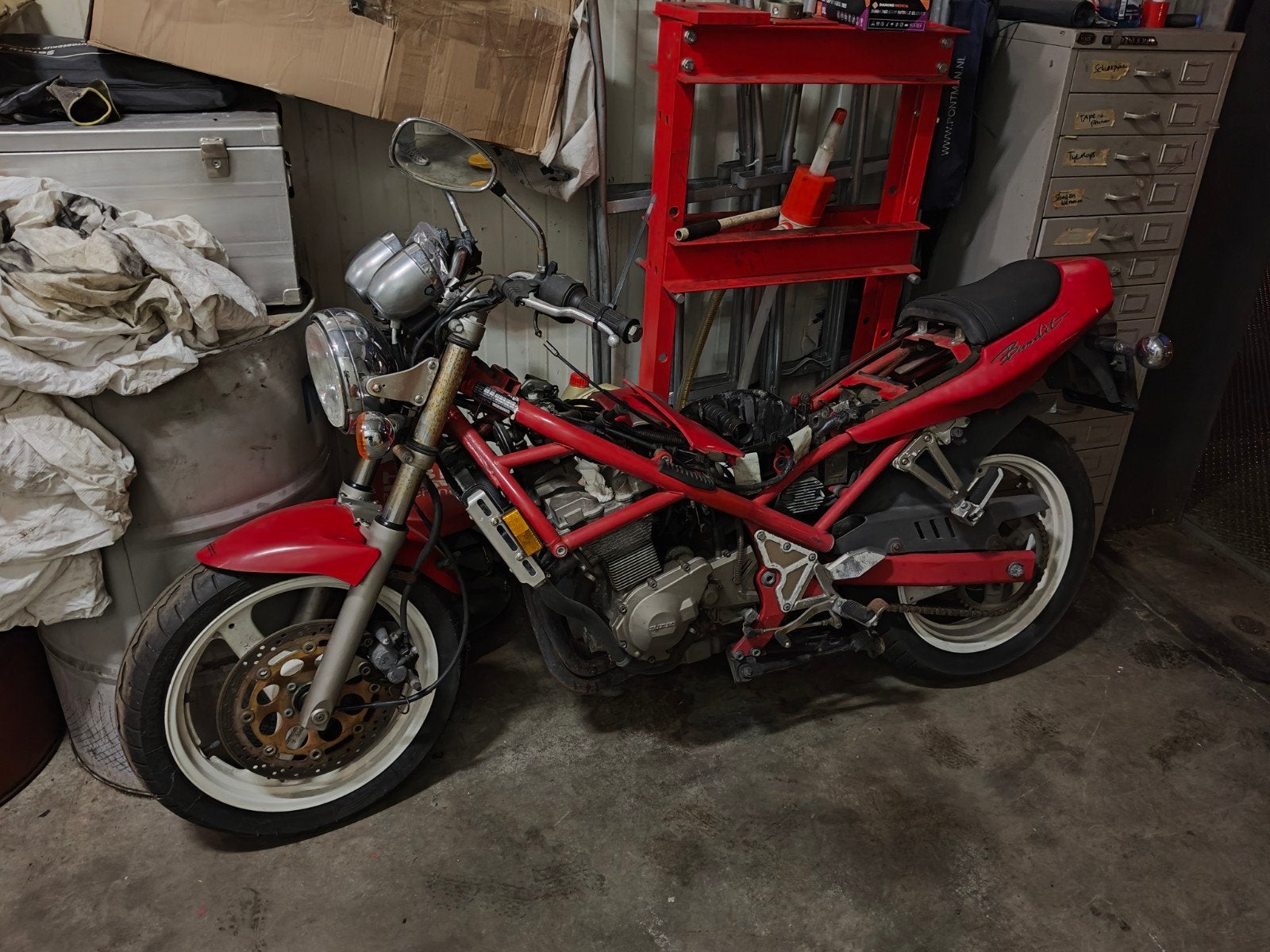 Suzuki Bandit 400 spares/repair, Motoren, Ophalen, Nieuw