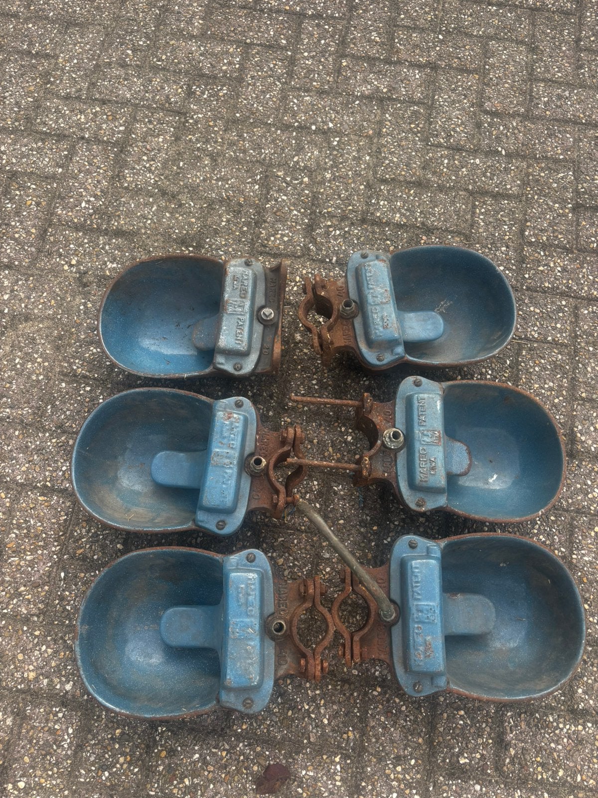 Automatisch drinkbak, Ophalen, Gebruikt
