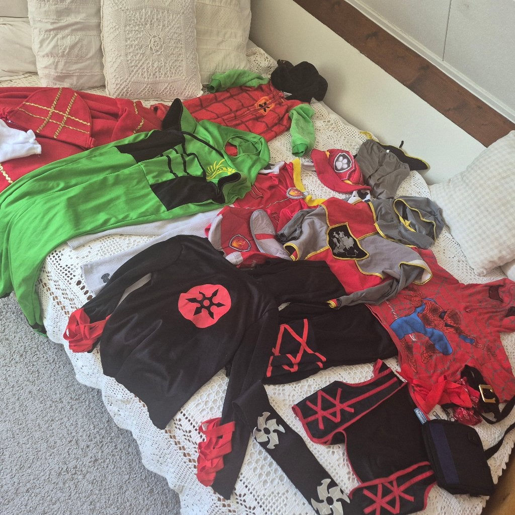 Verkleedkleren maat +/ 128/134, Kinderen en Baby's, Carnavalskleding en Verkleedspullen, Ophalen of Verzenden, 122 t/m 128, Jongen of Meisje