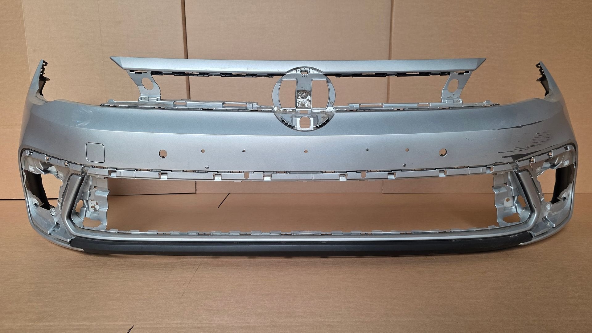 Voorbumper VW Polo 2G Facelift Bumper bj.2022-2026 LA7W, Gebruikt, -, Voor, Ophalen of Verzenden