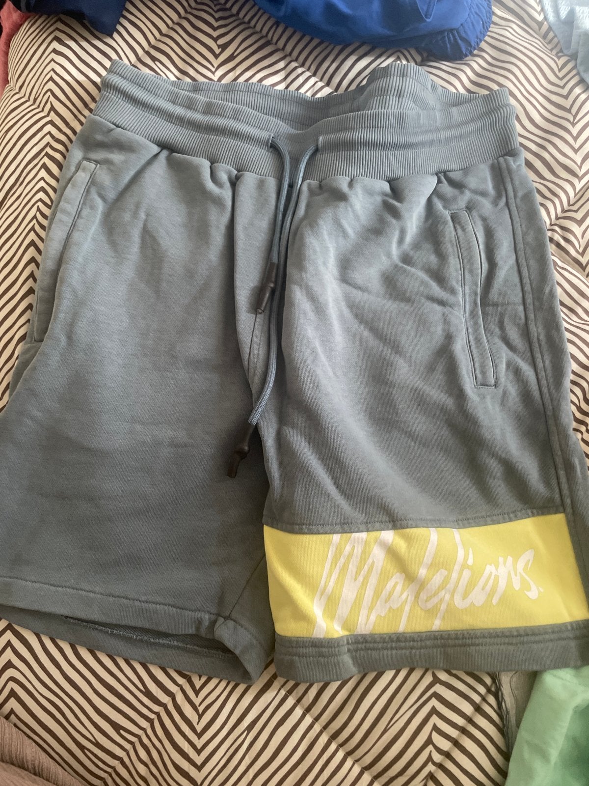 Malelions heren short - Maat L - Zo goed als nieuw, Ophalen of Verzenden, Zo goed als nieuw, Maat 52/54 (L), Overige kleuren