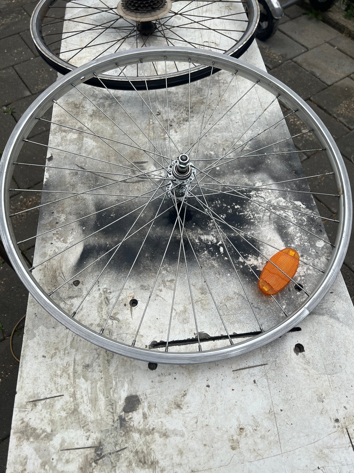 26 inch voorwiel - zo goed als nieuw, Fietsen en Brommers, Ophalen of Verzenden, Zo goed als nieuw, Stadsfiets, Wiel