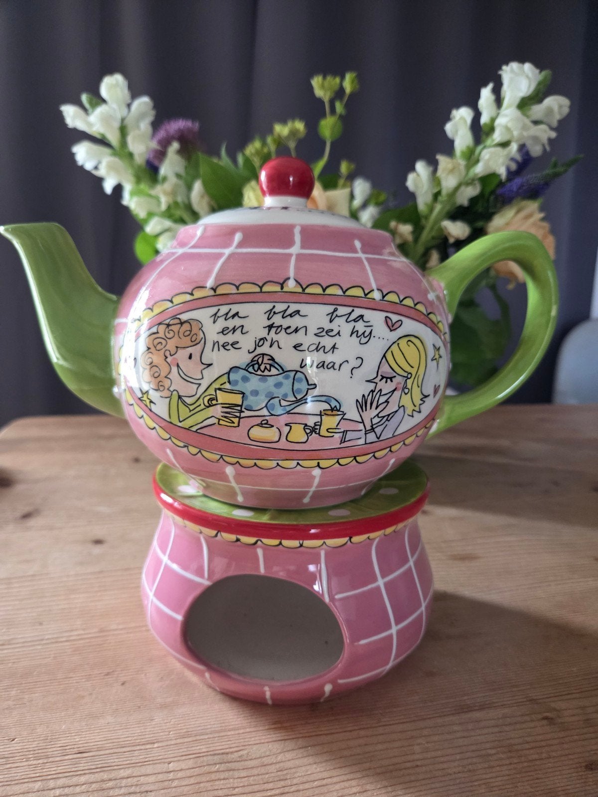 Blond theepot met warmhouder, Huis en Inrichting, Ophalen of Verzenden, Zo goed als nieuw, Aardewerk, Overige typen
