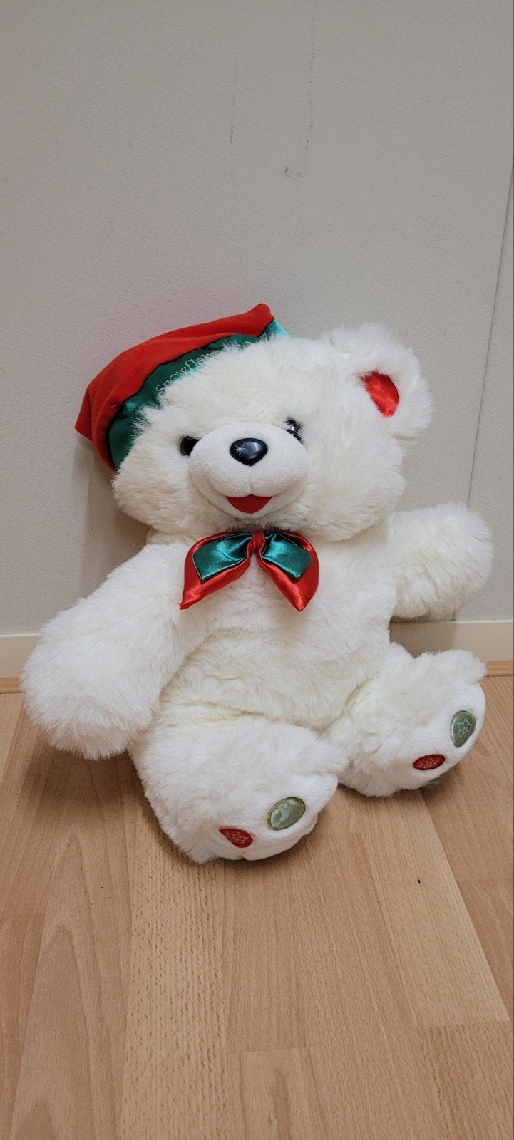 Witte Kerstbeer Knuffel met Kerstmuts en Strik, Ophalen, Beer, Zo goed als nieuw, Middelgroot (20 tot 80 cm)