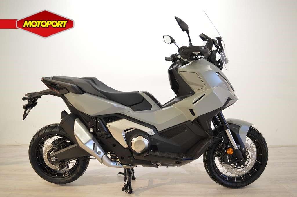 Honda X ADV 750 (bj 2026), Wijngaardveld 1
9300  AALST, BE, Bedrijf, Mc.benelux@honda-eu.com, Toermotor