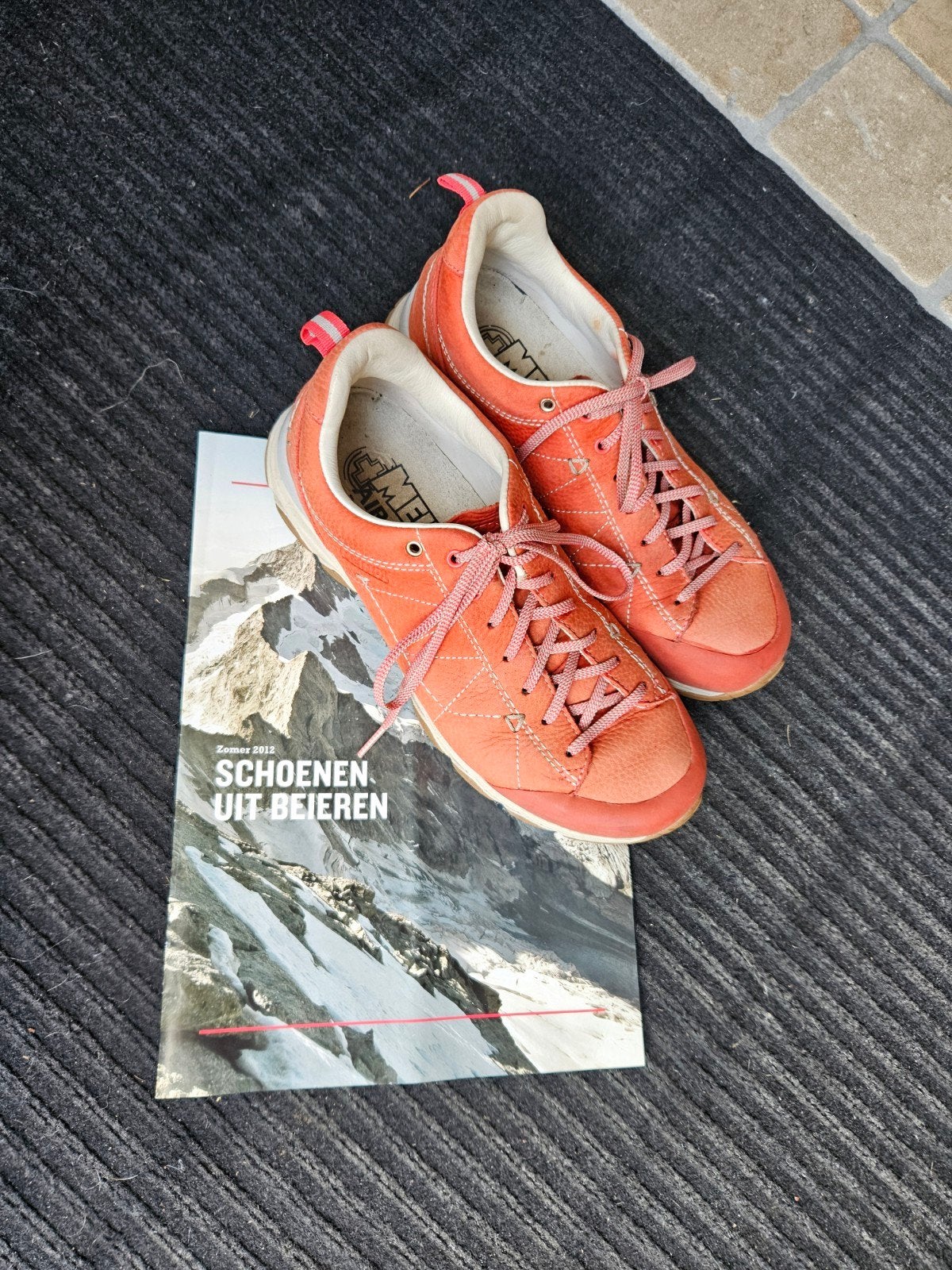 Rode Meindl wandelschoenen maat EU 39, UK 6, Meindl, Zo goed als nieuw, Rood, Wandelschoenen